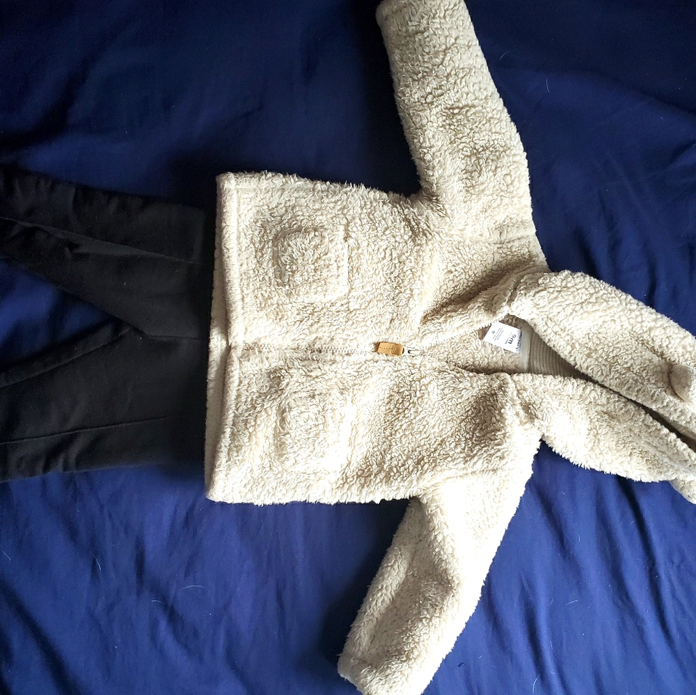 Carters fuzzy coat/Garanimals black leggings